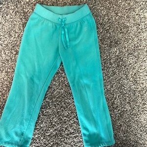 Girls size XS 4-5 fleece pants.